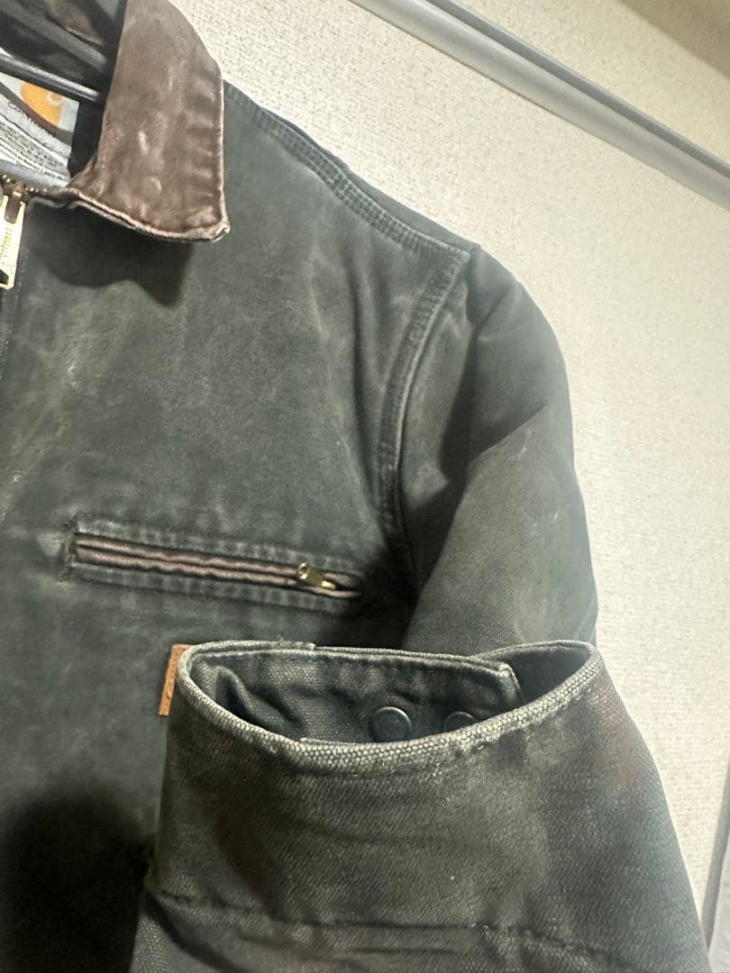 Carhartt デトロイトジャケット j97 mos