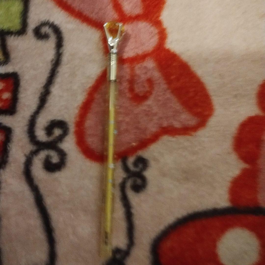 黄色ボールペン？