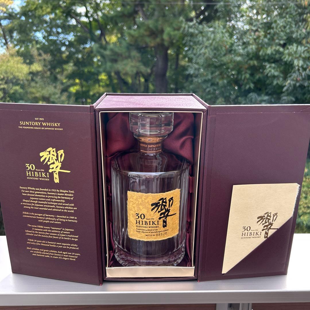 【未洗浄空瓶•化粧箱】Hibiki 響30年 ウイスキー