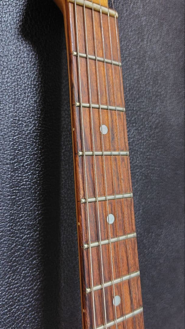 トーカイ。タルボエレキギター中古ジャンク