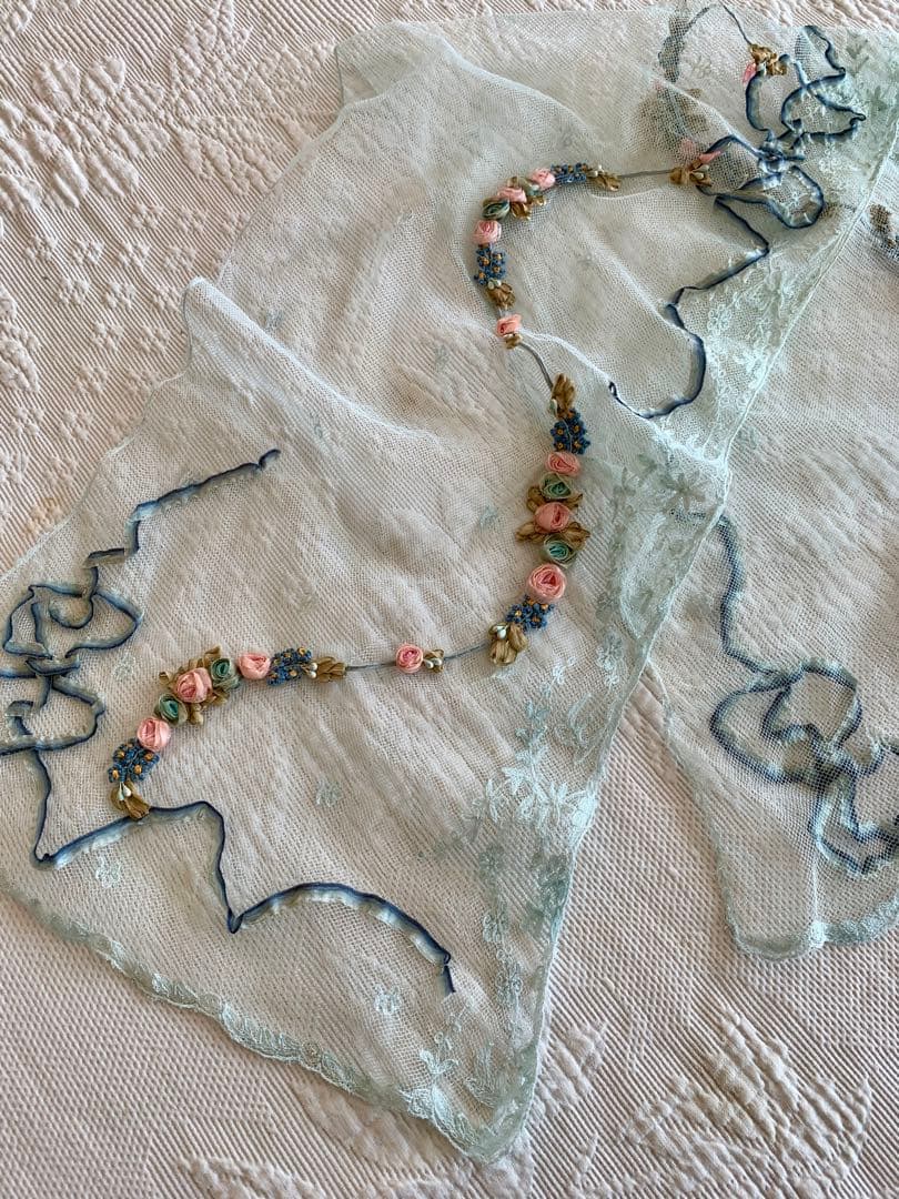 ま*ん様 フランスアンティークチュールレースヴェール※ロココローズモチーフリボン