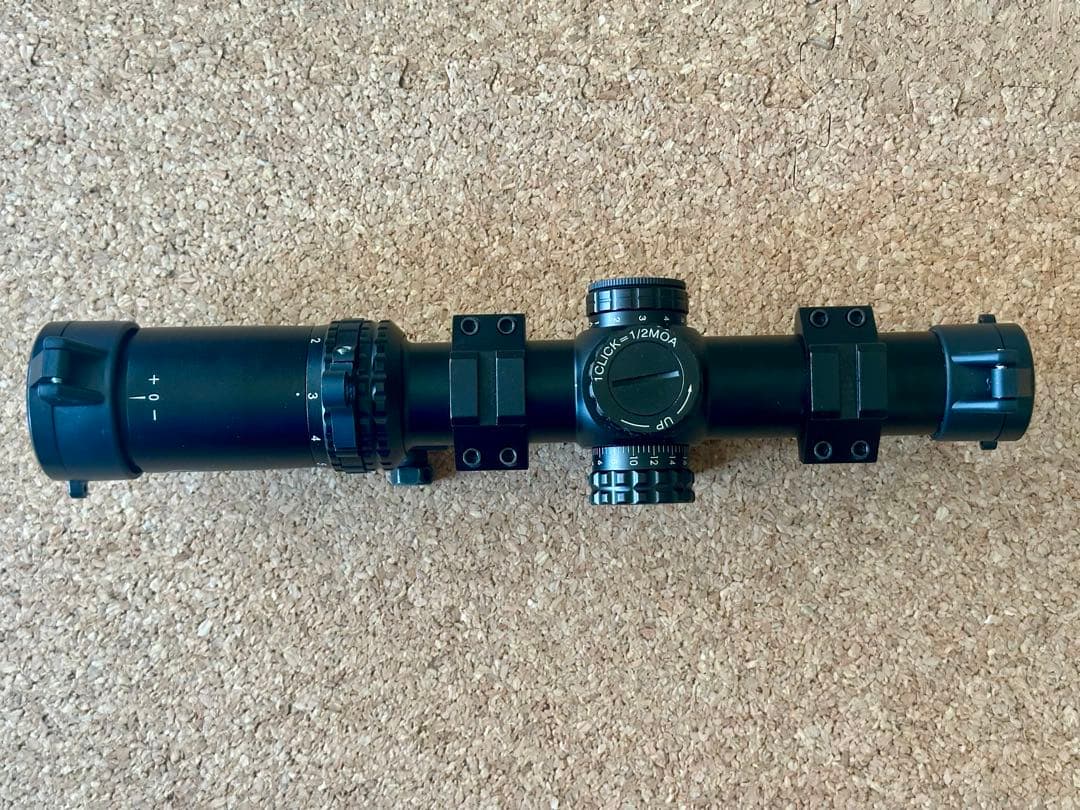 Firefield Rapidstrike 1-6x24 20mm対応マウント付