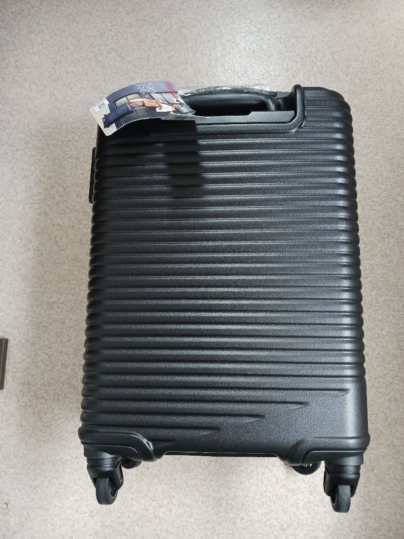 【新品未使用品】キャリーケース　アメリカンツーリスター　機内持ち込み可　黒色