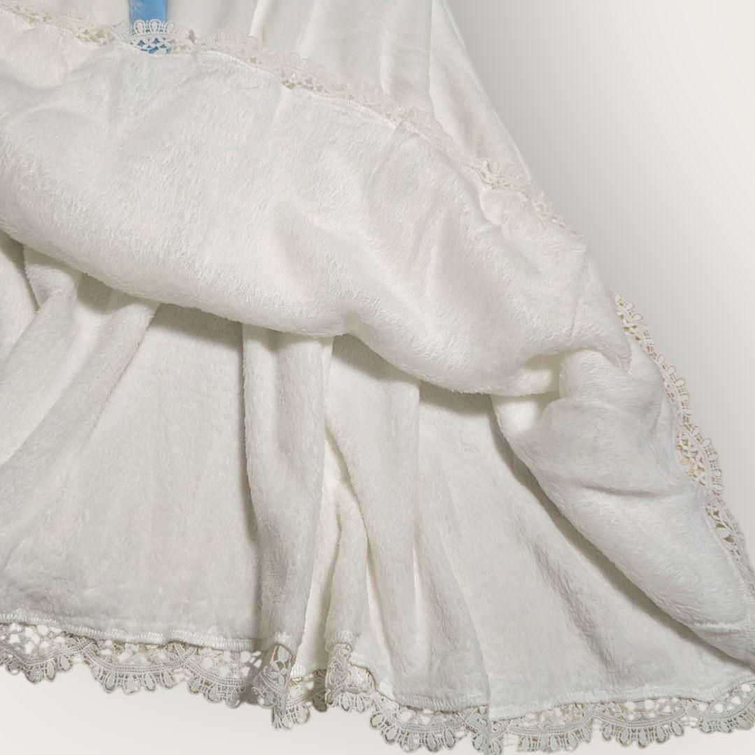 新品未使用　フェイバリット　サンリオ　シナモロール　着る毛布　ルームウェア