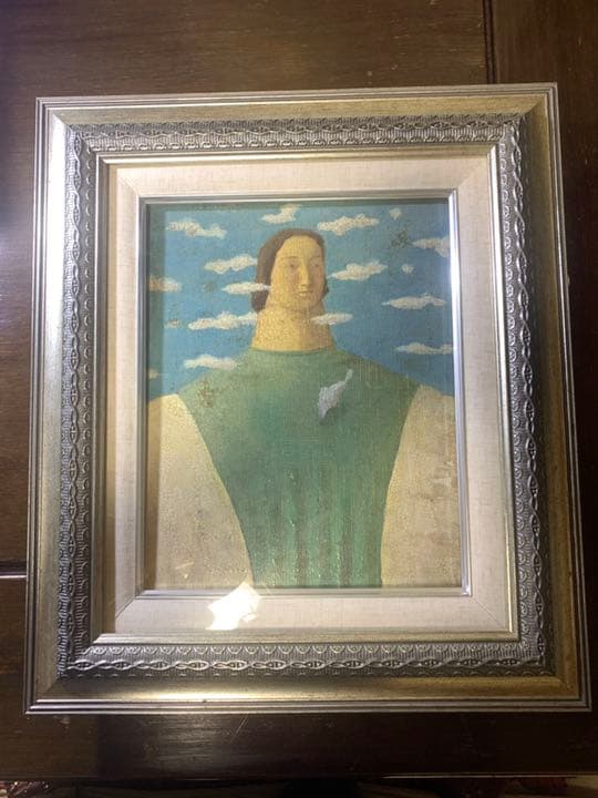 絵画　山のように大きな女性像です。