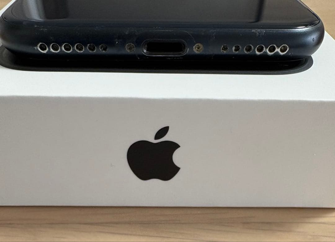 iPhone SE3 128GB 第三世代 SIMフリー