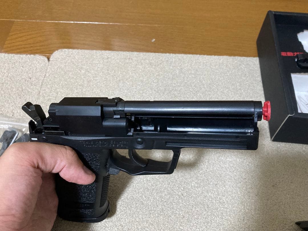 東京マルイUSP 電動ハンドガン 各種アタッチメント付き