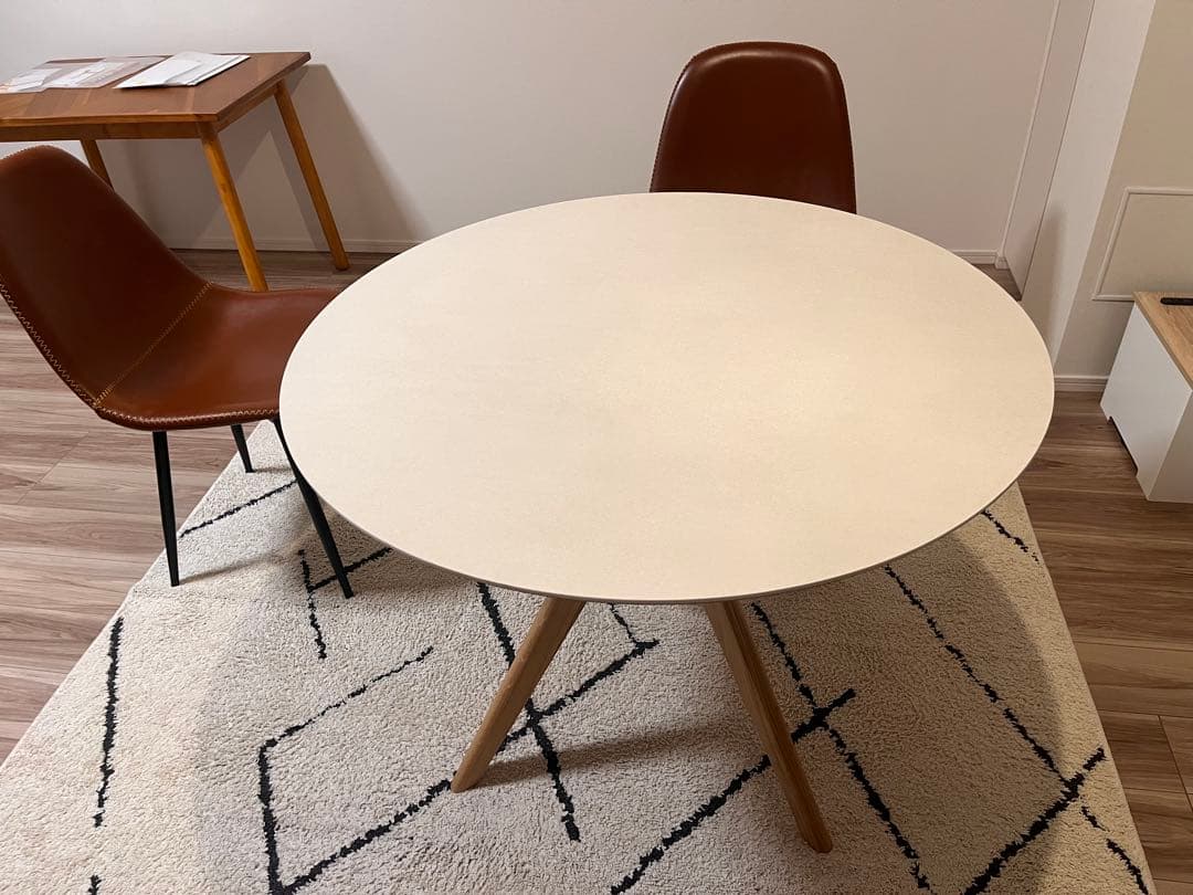 foranew円形ホワイトダイニングテーブル