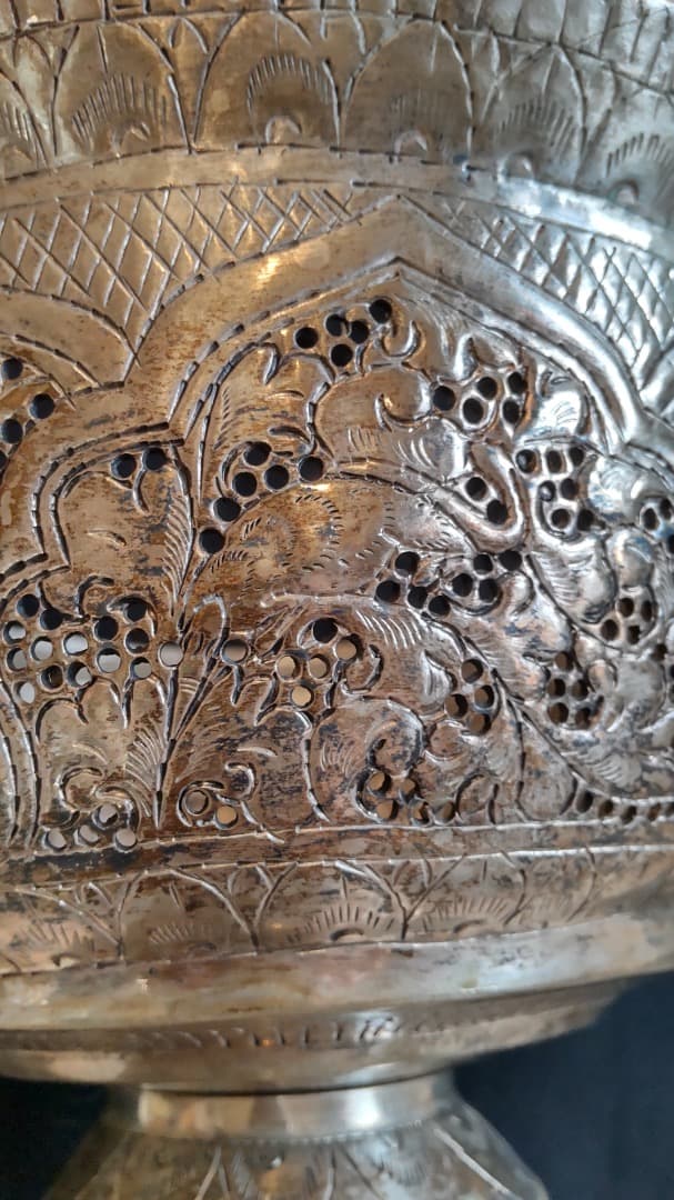 ブ*太様 ラオス　銀杯　965g