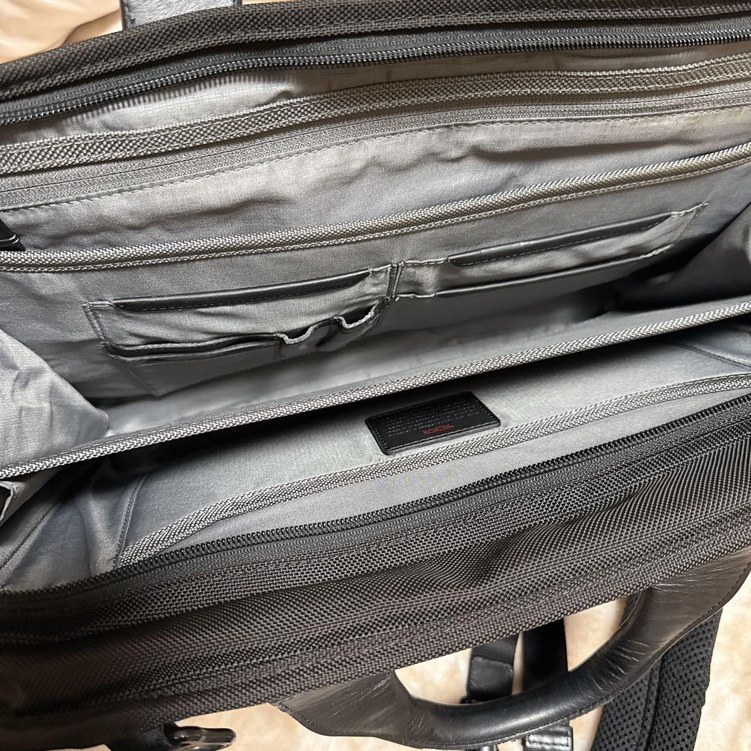 トゥミ ビジネスバッグ アルファ スリム3ウェイブリーフ ブラック