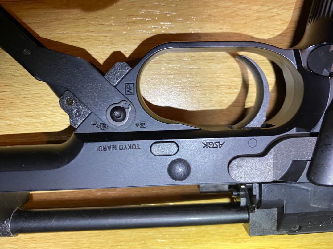 東京マルイ電動エアガンM93R