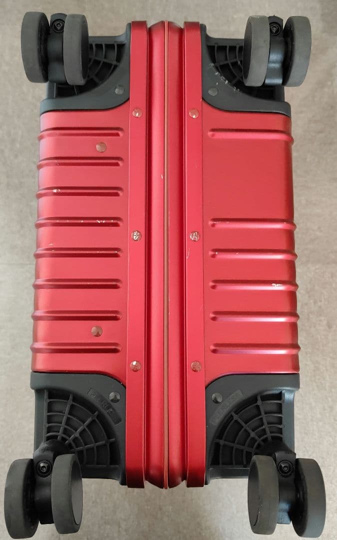 イノベーター Sサイズ INV1811 機内持ち込み 36L