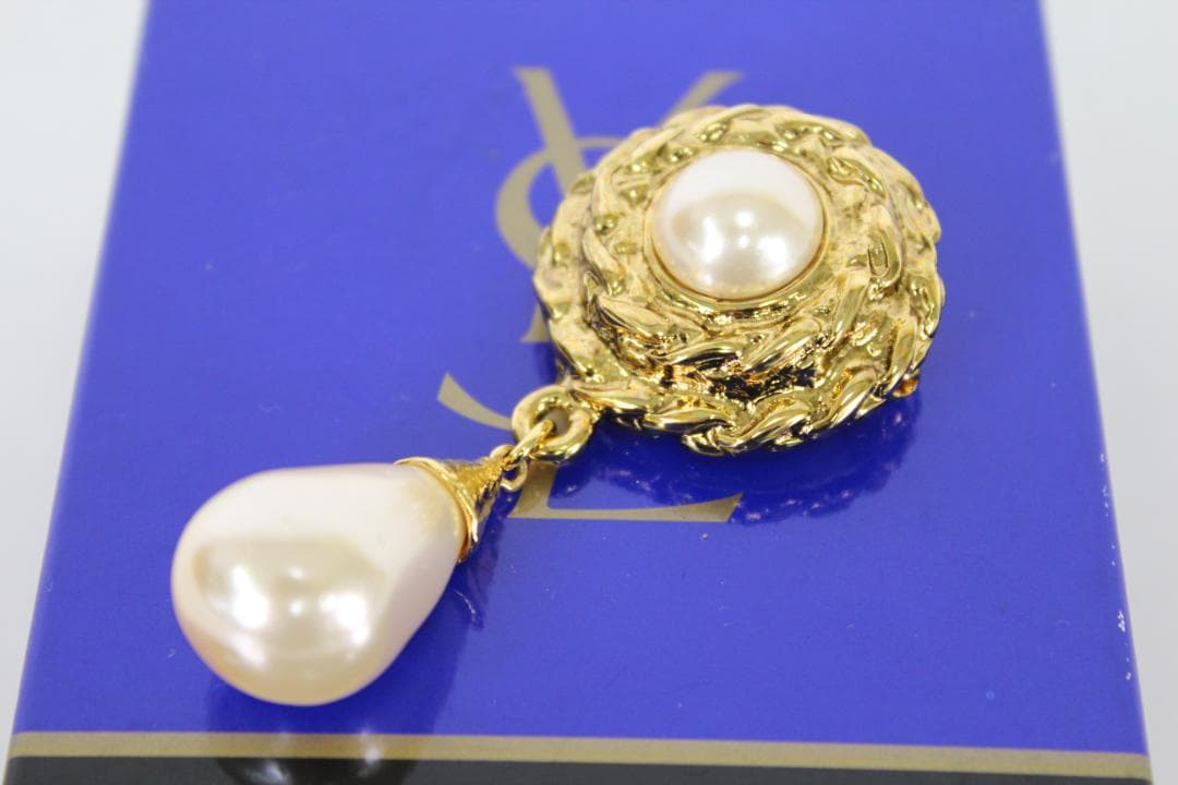 ★イヴ・サンローラン ブローチ ゴールド パール 元箱あり YSL