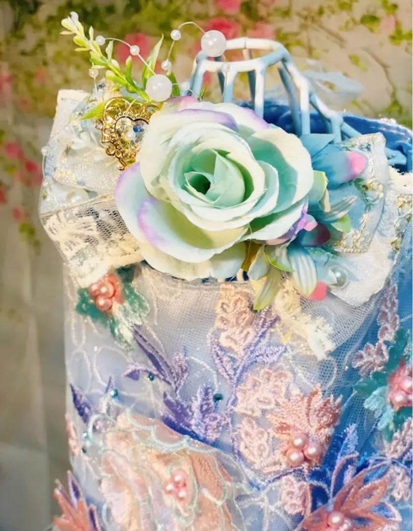 豪華ロングドレス蝶と花の刺繍ドレス　犬服　猫服