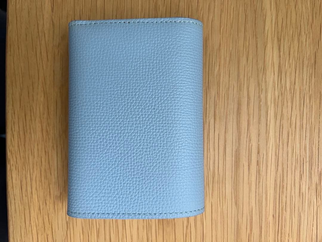 LOEWEアナグラム バーティカル ウォレット スモール（ペブルグレインカーフ）