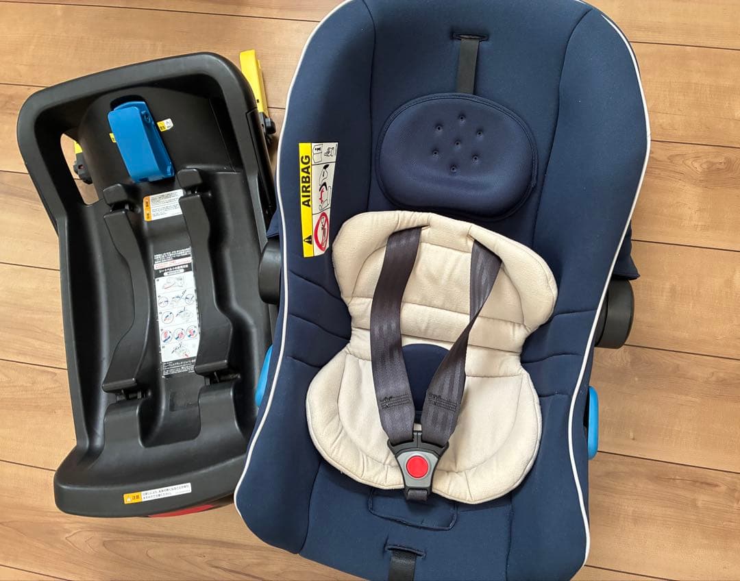 アップリカ スムーヴTS インファントカーシート　ISOFIXベース セット