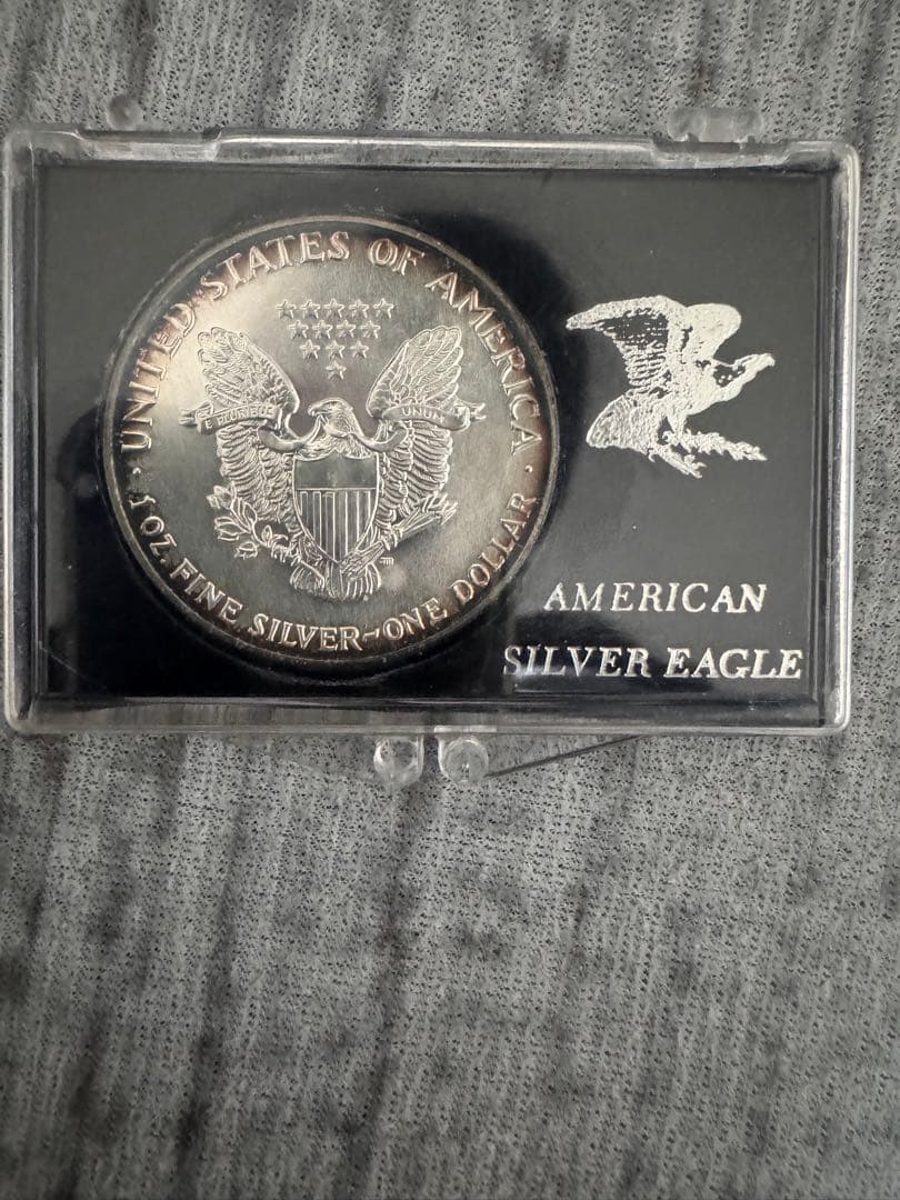 1987年　アメリカ イーグル銀貨　ケース破損