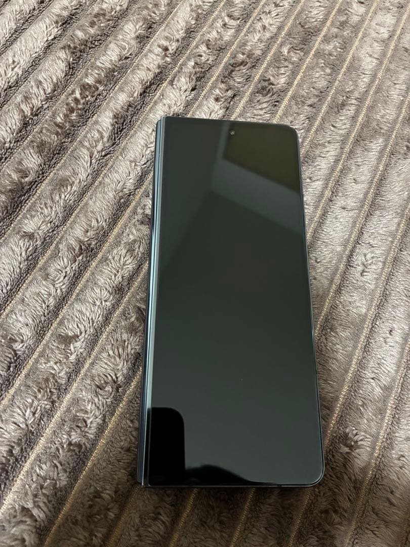 にこ　Galaxy Z Fold5 256GB au版 Phantom