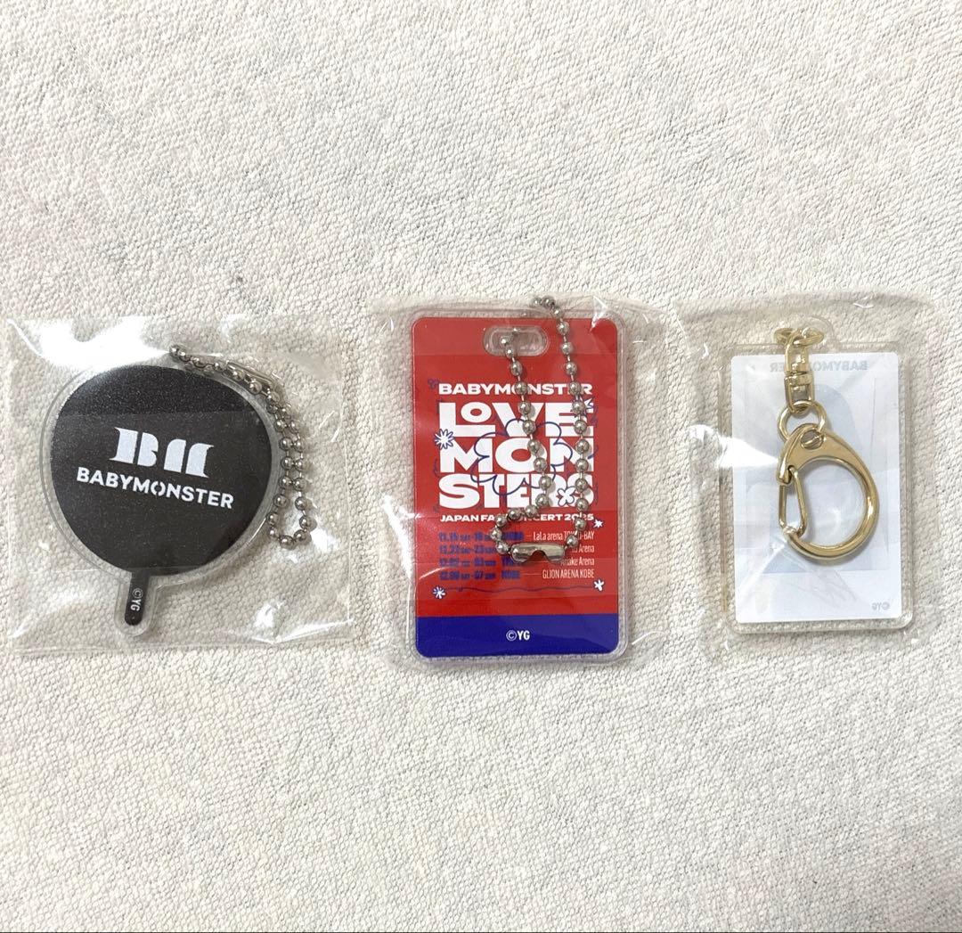 BABYMONSTER カプセルトイ　ガチャ　アヒョン　キーホルダー　セミコンプ