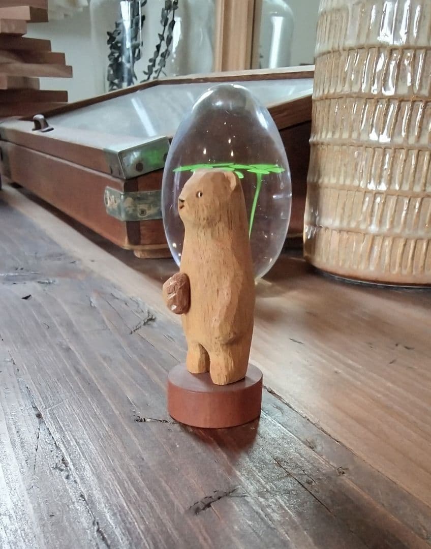 江籠正樹さん パンを持ったクマ 木工品 えごまさき KIYATA