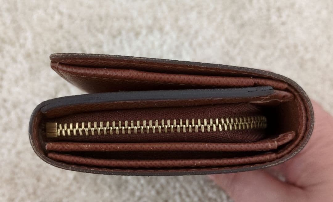 ルイ・ヴィトン　L字型折り財布