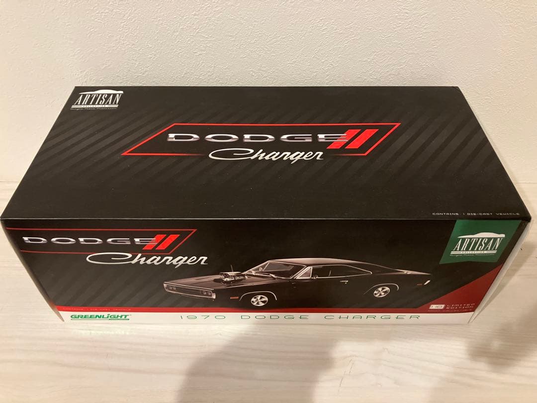 1/18 GREENLIGHT ダッジチャージー RT