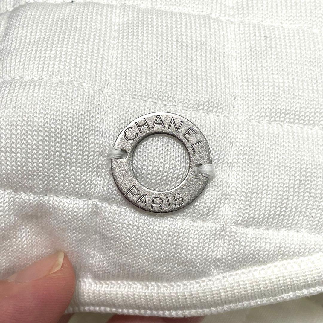 CHANEL シャネルキルティング ロゴ　タンクトップ トップス　白　ホワイト