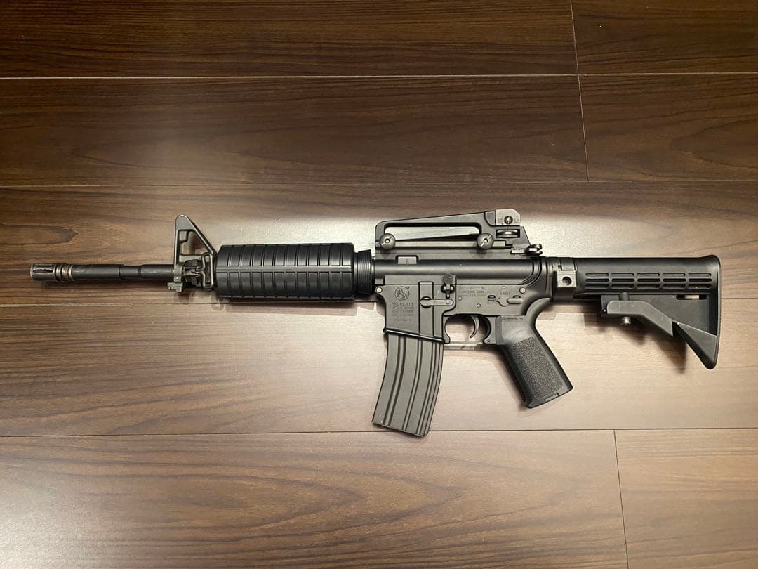 東京マルイ 次世代電動ガン M4A1カービン 付属品多数 マグプル