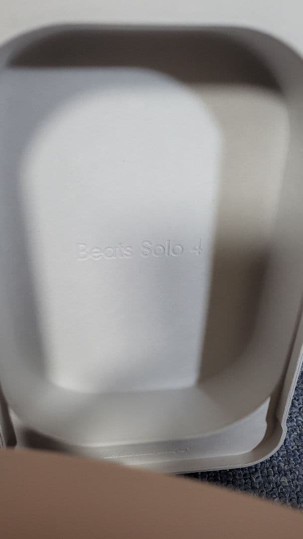 Beats　Solo4　ヘッドフォン　クラウドピンク