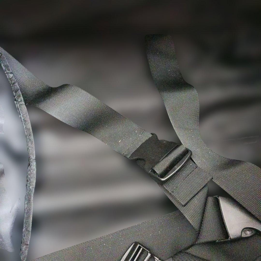 EGOZARU. ブラック ボストンバッグ