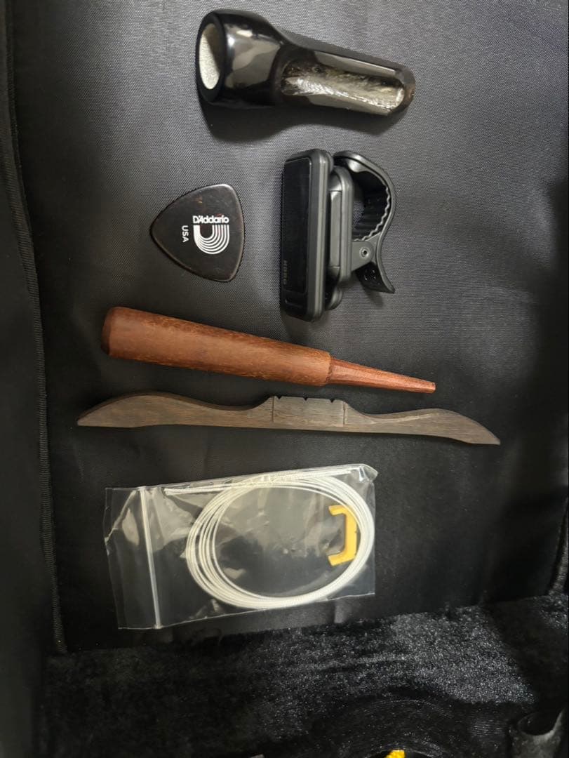 沖縄三線　弦楽器　ケース付き　おまけ付き