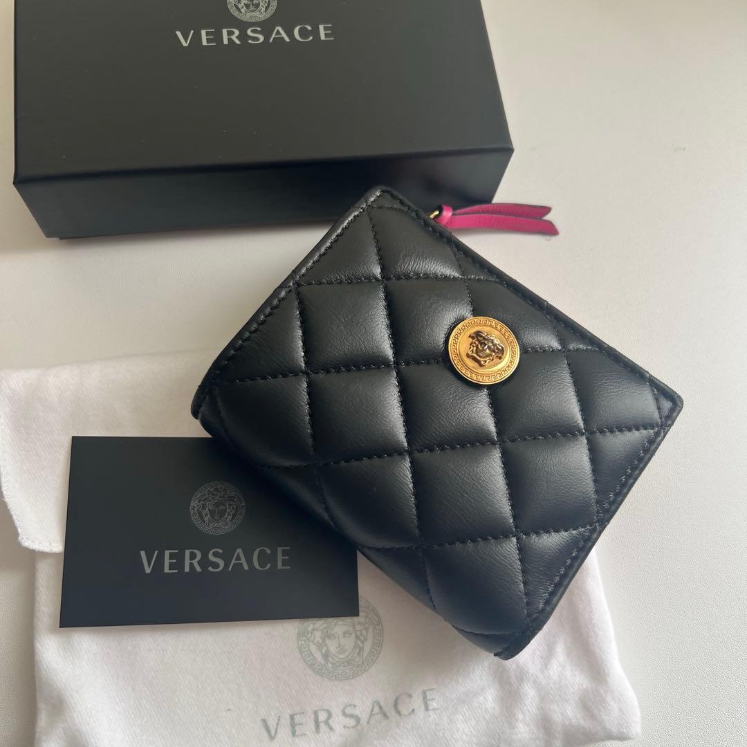 31 極上美品 VERSACE ヴェルサーチ 2つ折り財布