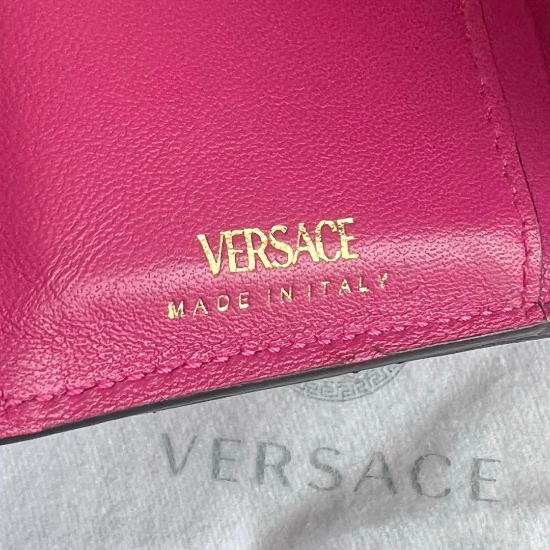 31 極上美品 VERSACE ヴェルサーチ 2つ折り財布