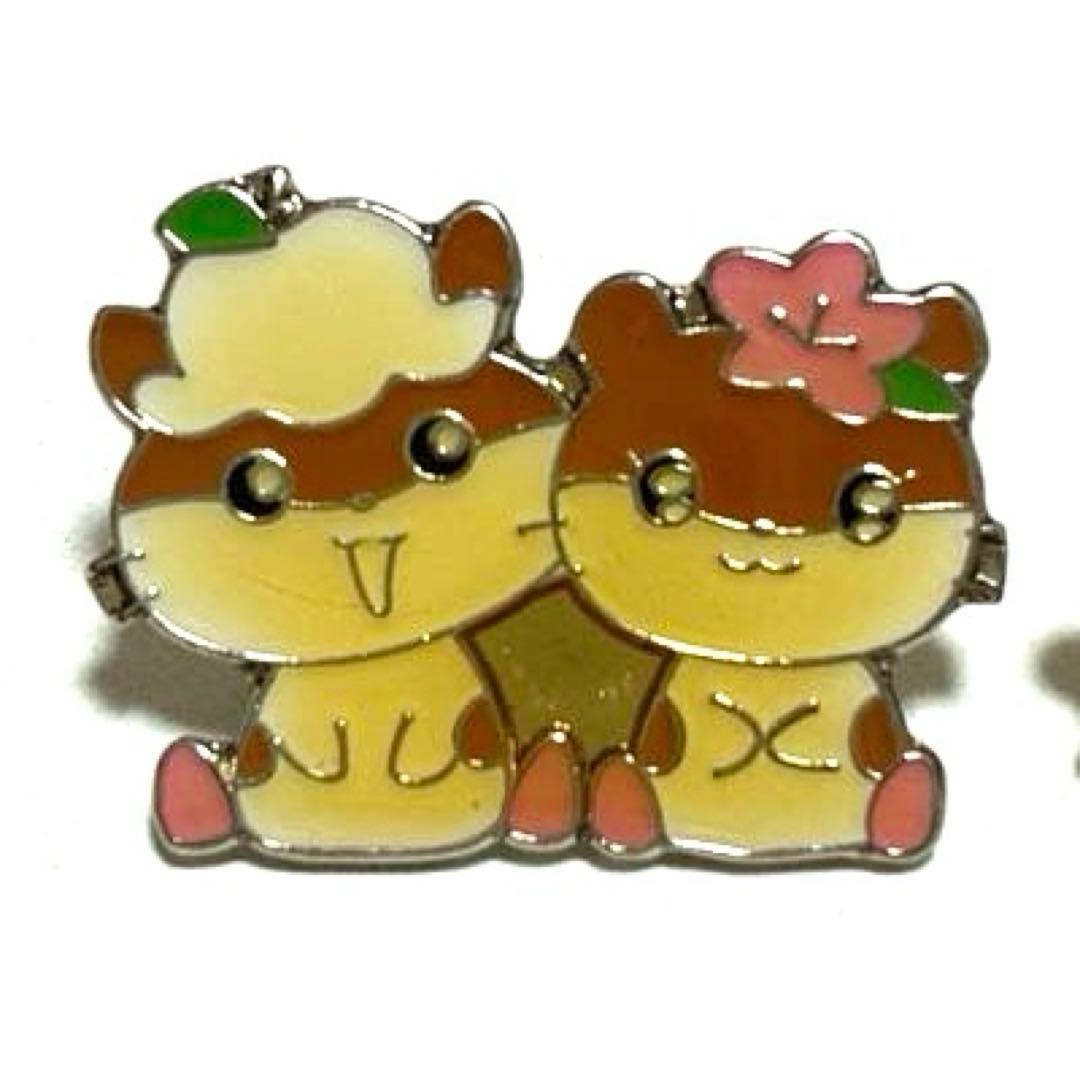 サンリオ　ピンバッチ　レトロ　クリンチ式