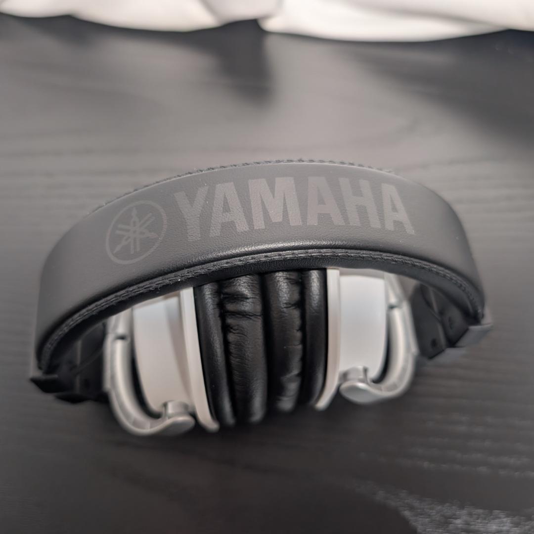 ヘッドホン YAMAHA HPH-MT5w