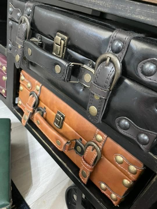 アンティーク調　収納ケース付テーブル兼チェスト美品（449）