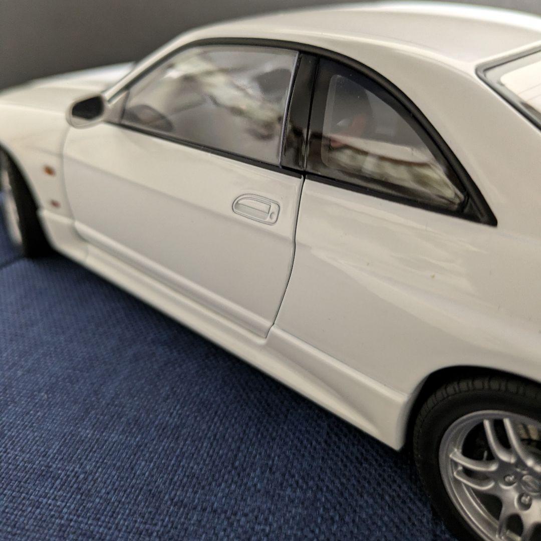 オートアート R33 スカイライン GT-R 1/18 R32 R34