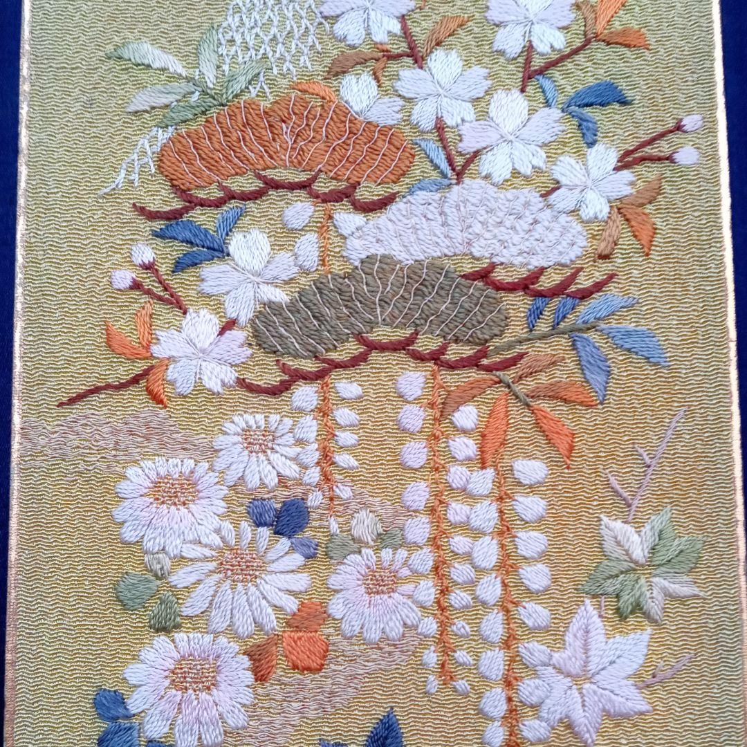 刺繍裂　刺繍　古布　ちりめん　縮緬　吉祥文様　着物　アンティーク