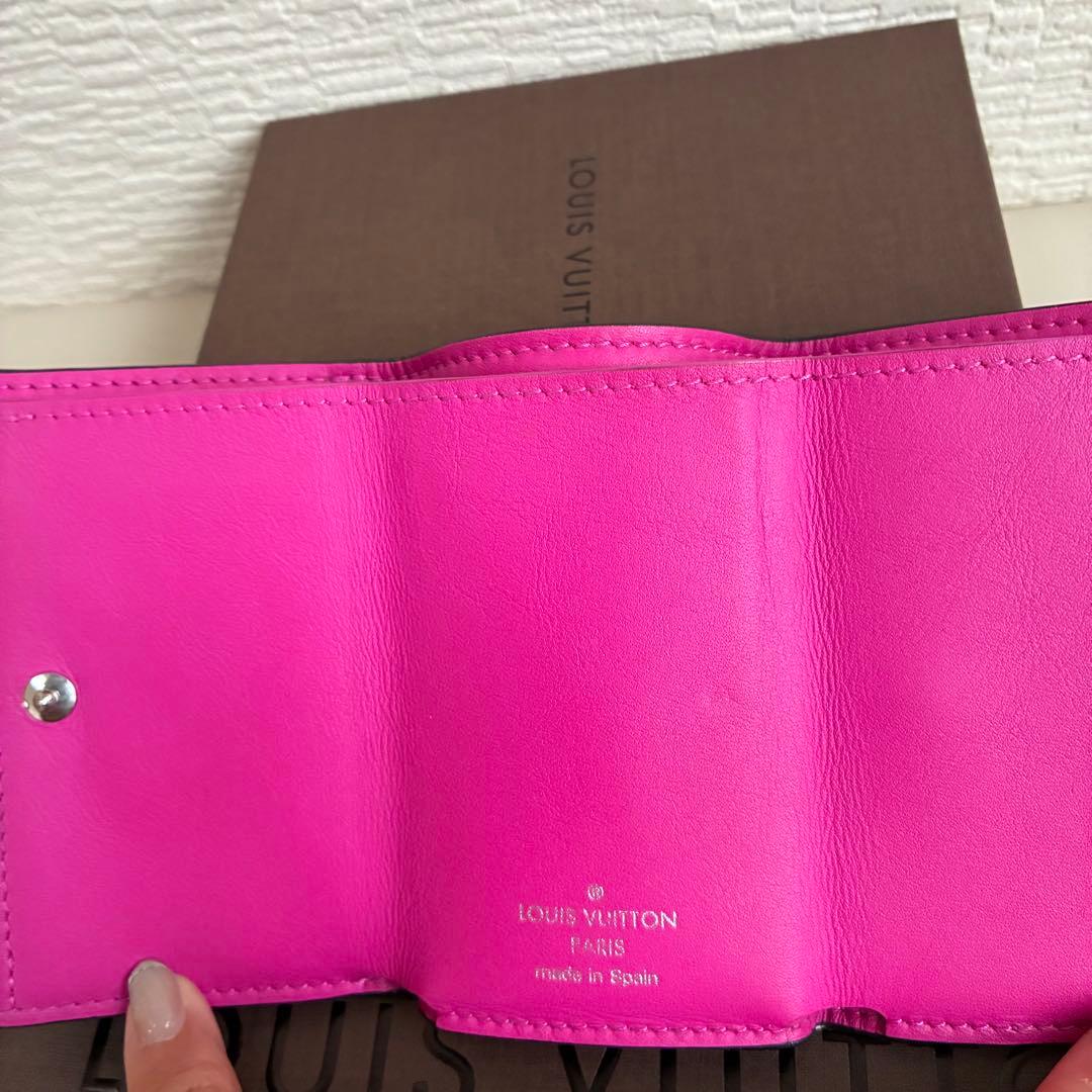 【正規品美品】ルイヴィトン ディスカバリー コンパクトウォレット　タイガラマ