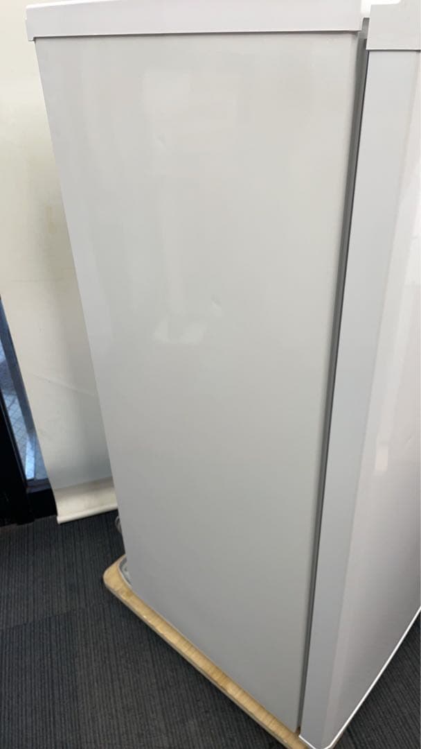 名古屋市近郊送料無料★中古格安！三菱電機ノンフロン冷凍庫 MF-U12N-W