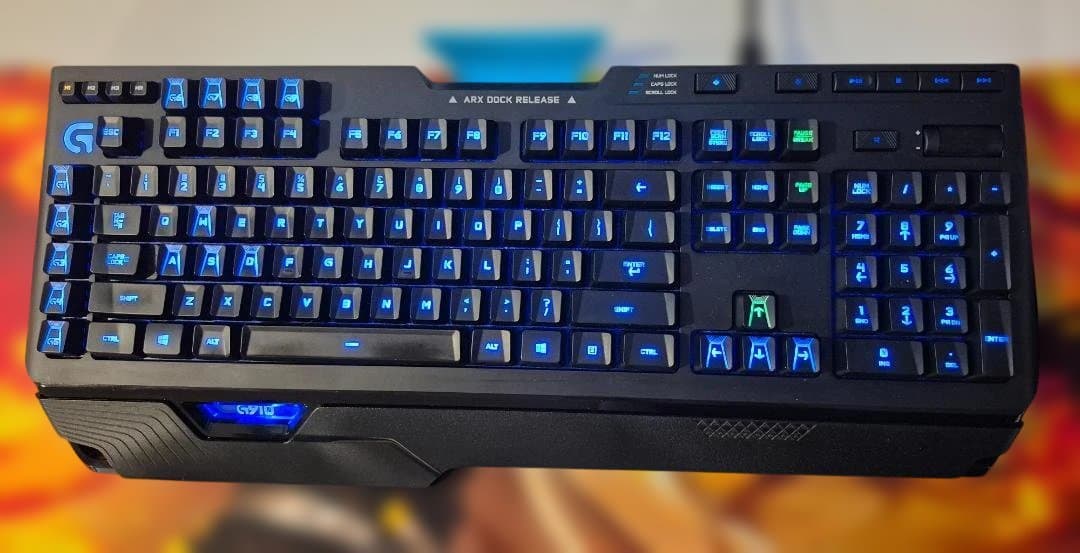 Logitech G910 有線 RGBメカニカルキーボード