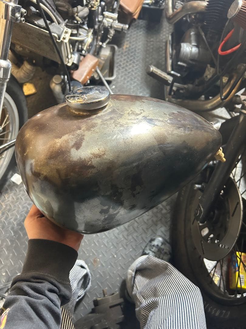 ピーナッツタンク　エイジング自家塗装　パンダロケット製