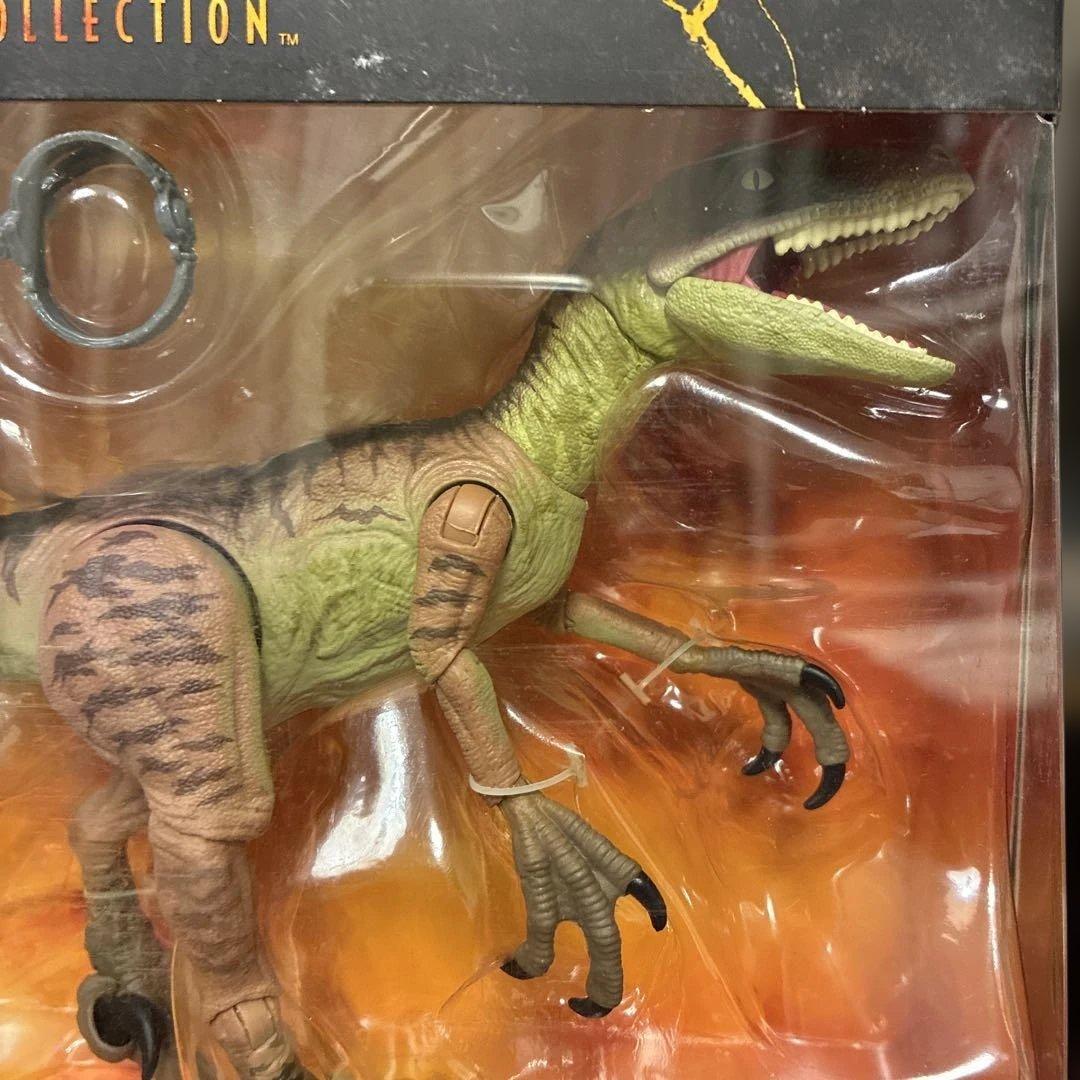 マテル　ジュラシックワールド　ヴェロキラプトル　4体　アンバーコレクション
