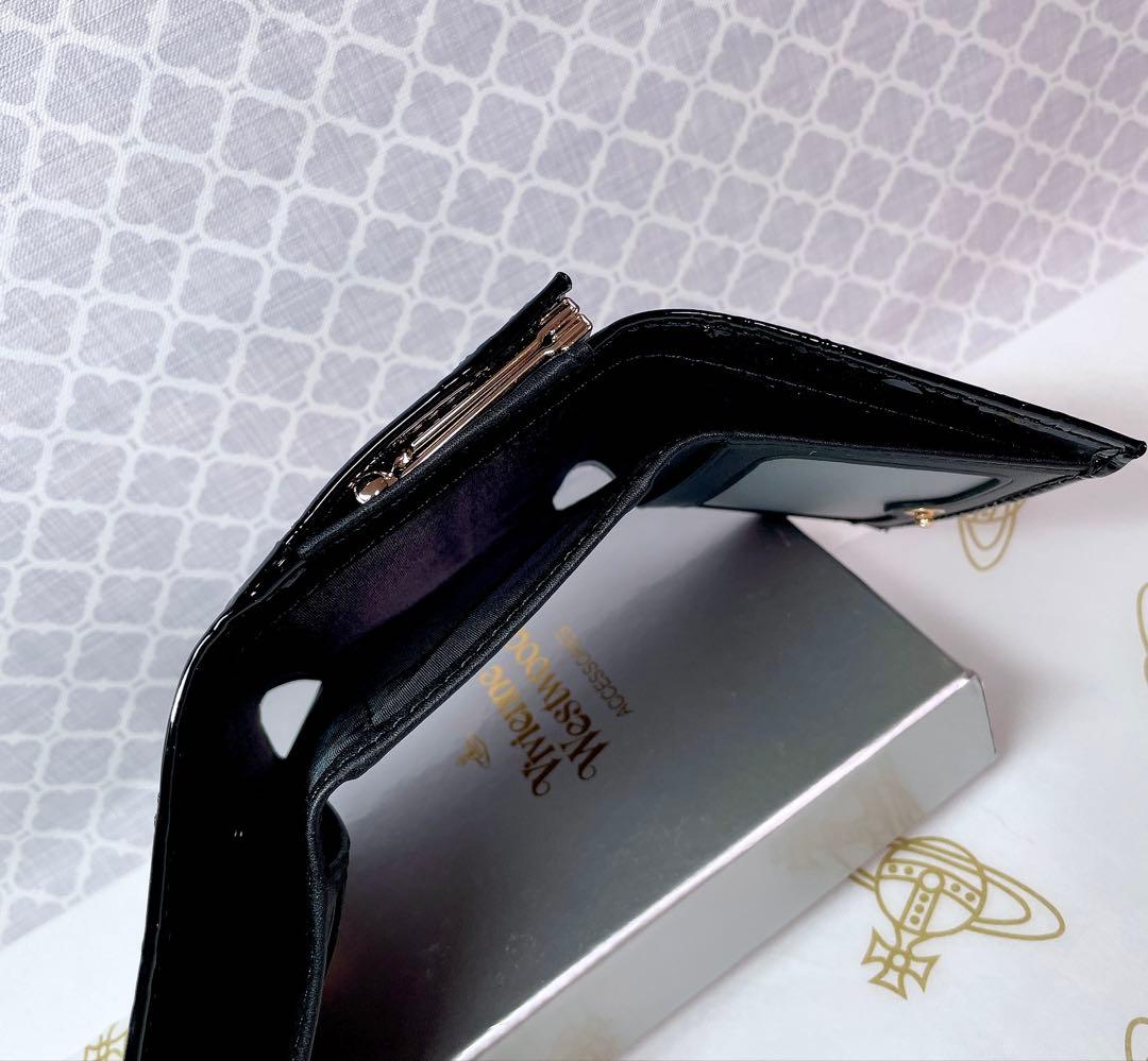 【大人気✨️ショッパー付】新品 Vivienne Westwoodエナメル 黒