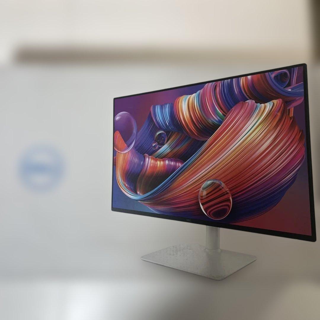 Dell UltraSharp 27インチ 4K モニター 本体
