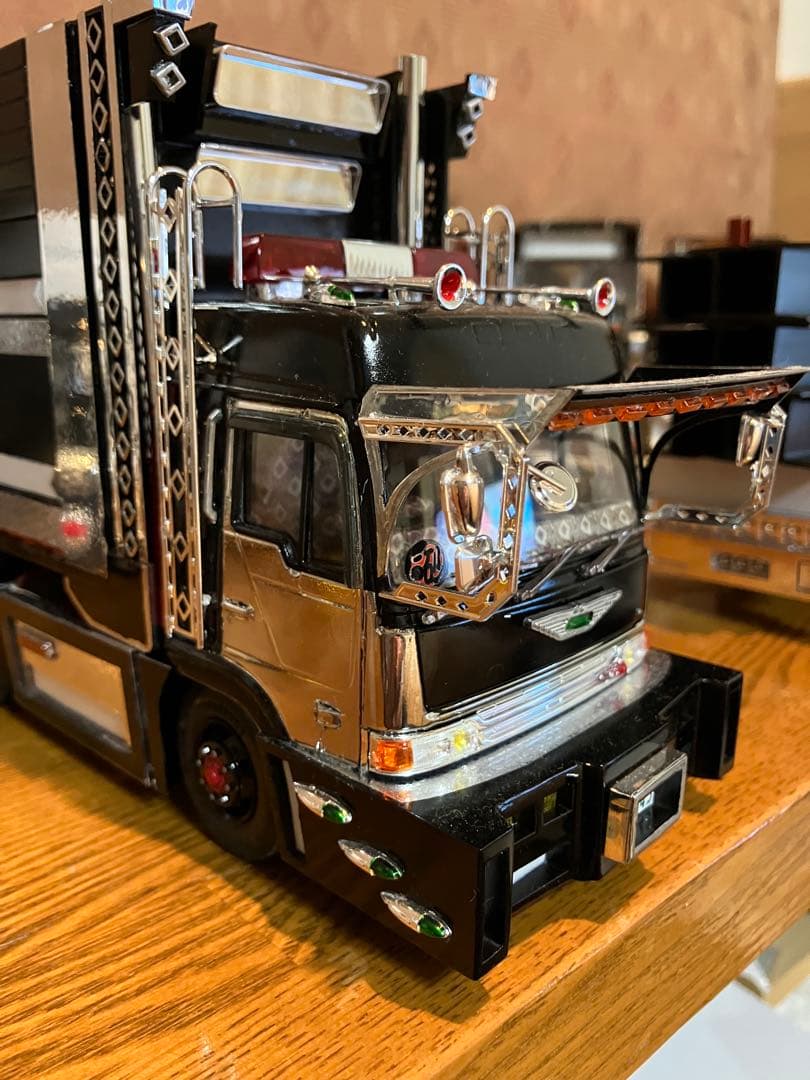 デコトラ、プロフィア、デカ箱、ダンプ、1／32、完成品