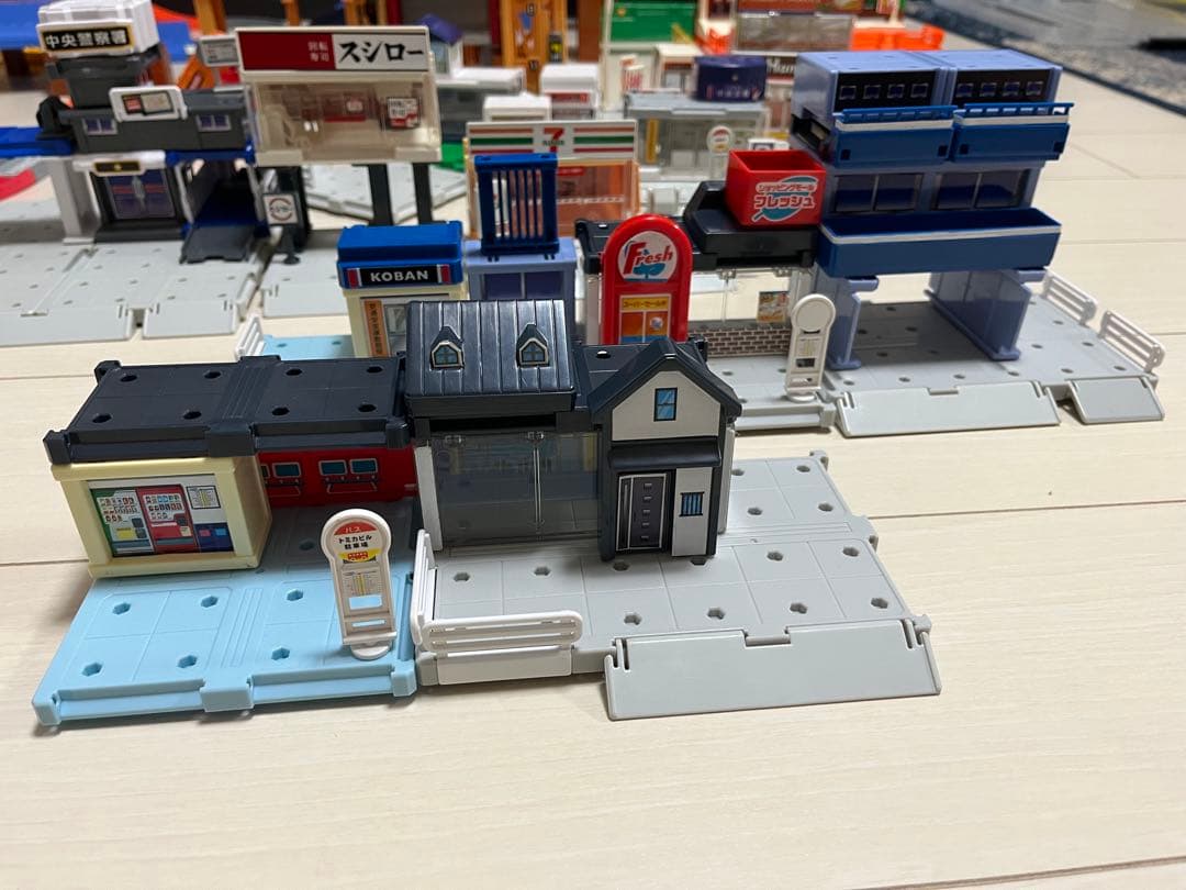 トミカ トミカシステム　ビルドシティ　建設現場　やまみちどうろ　まとめセット