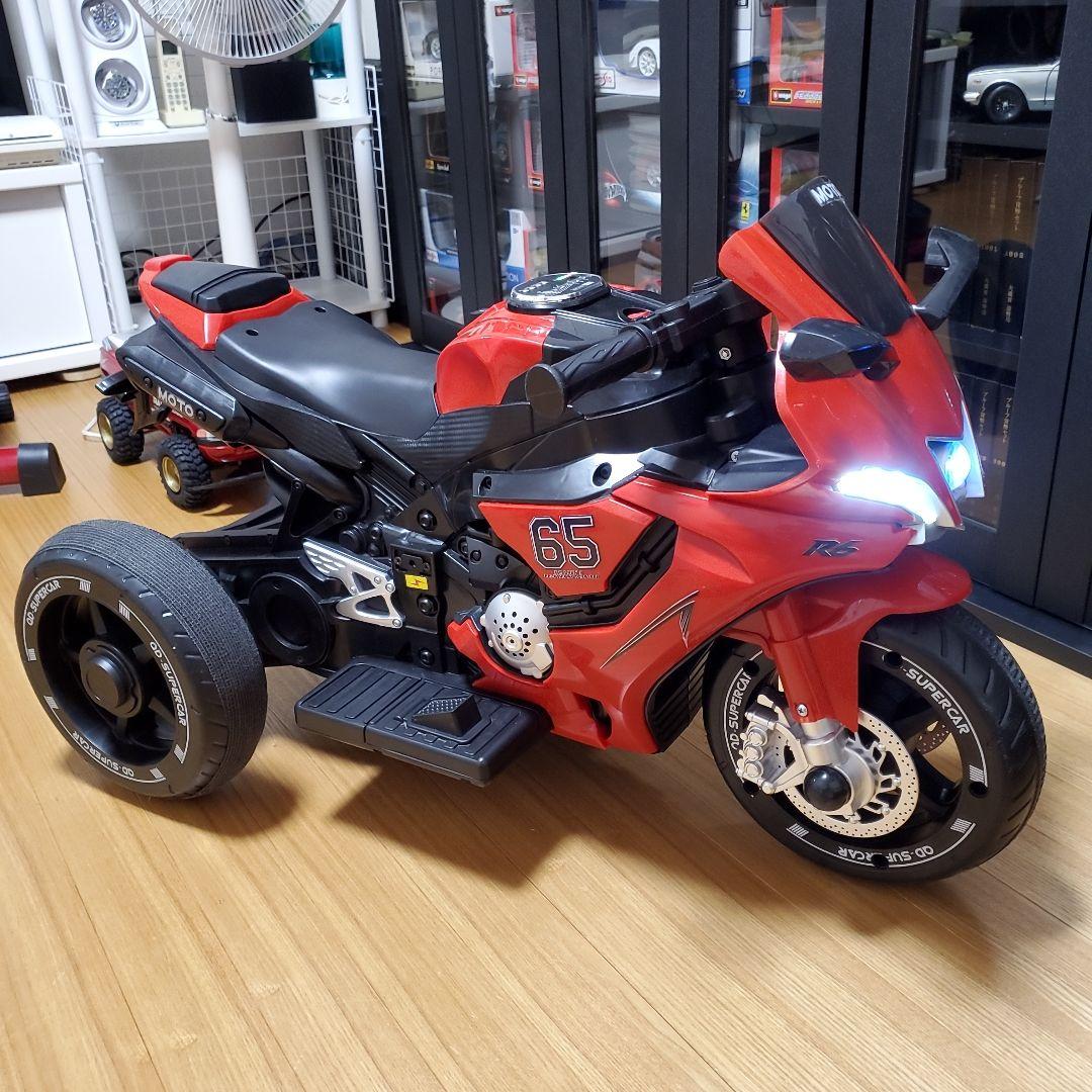 子供乗用三輪　電動バイク レッド
