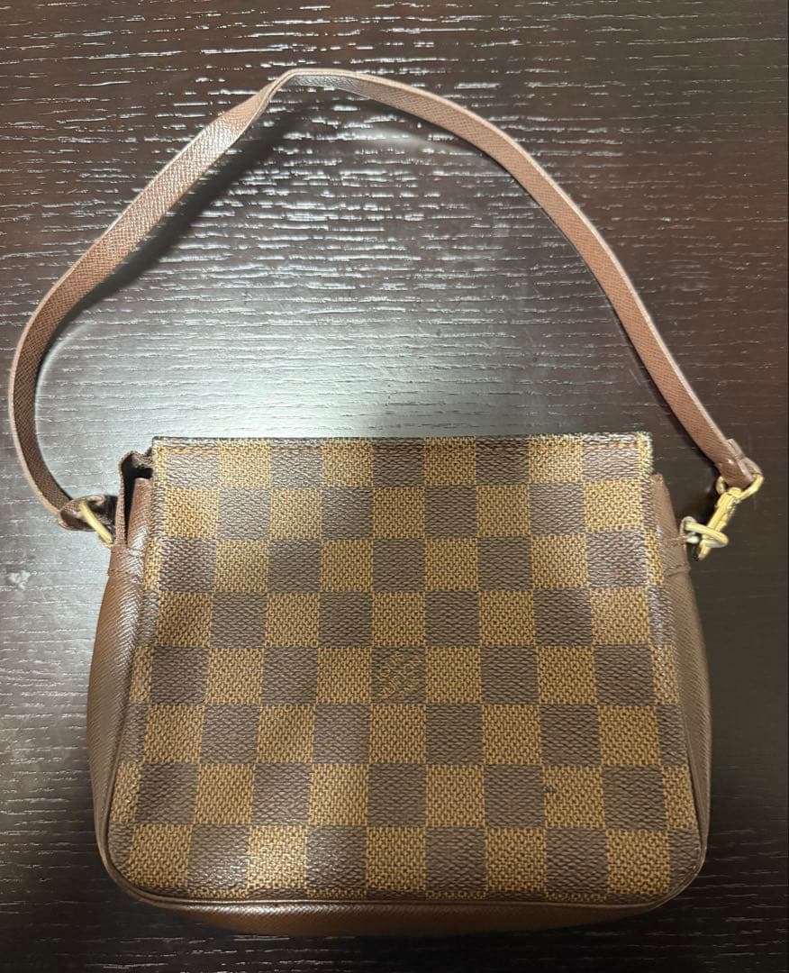 ルイヴィトン　ダミエ　サコッシュ