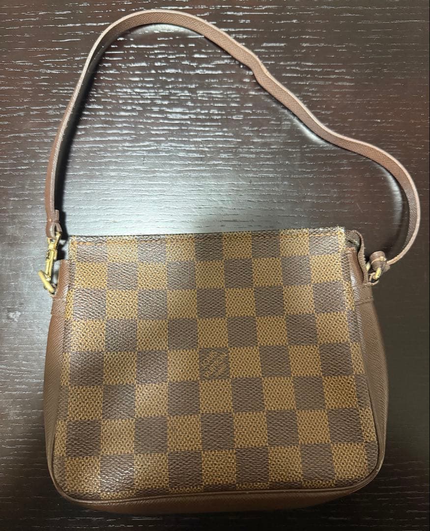 ルイヴィトン　ダミエ　サコッシュ